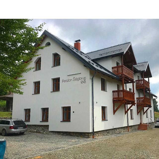 Penzion Sleglov Экстерьер фото